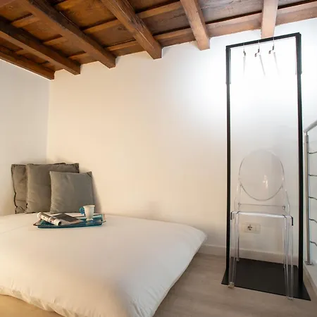 Pgrhome Domus Pantheon Apartament