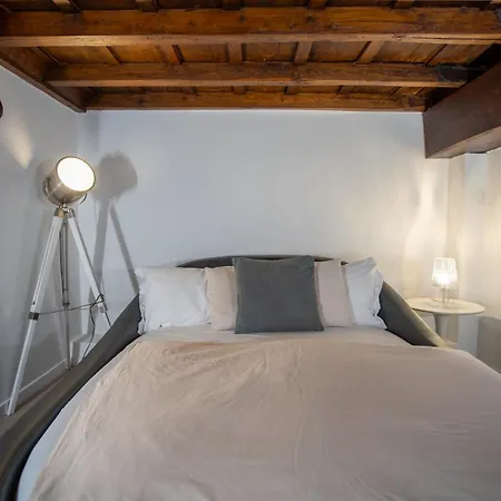 Pgrhome Domus Pantheon Apartament *