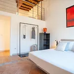 Апартаменты Pgrhome Domus Pantheon *