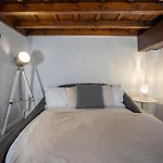 Pgrhome Domus Pantheon Апартаменты *